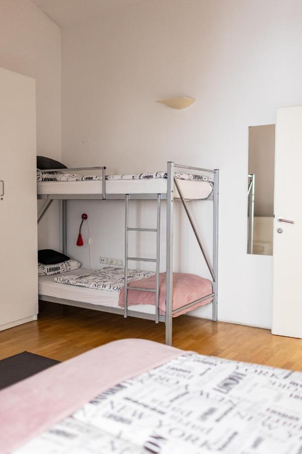 Cukrarna Guest Accommodation Kranj Eksteriør billede