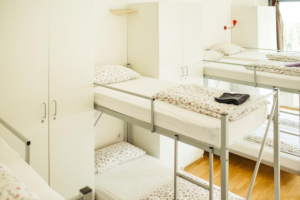 Cukrarna Guest Accommodation Kranj Eksteriør billede